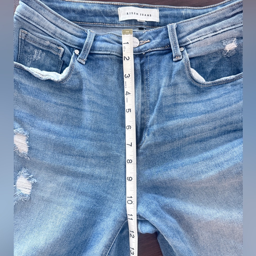 Risen wide leg jeans, distressed with raw edge hem, size 5/27 - Picture 4 of 7